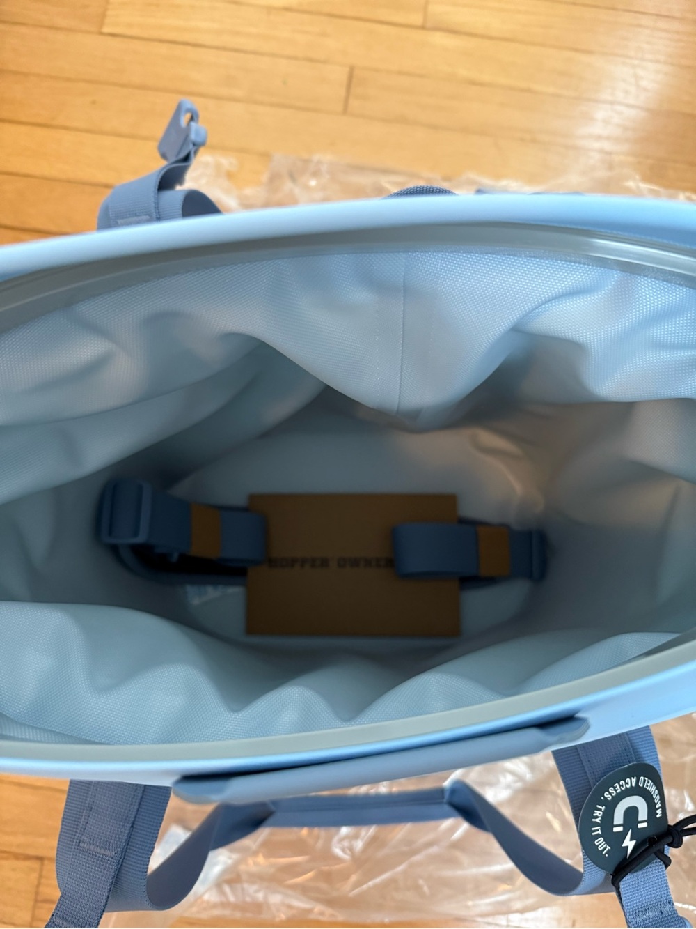 YETI Hopper M15 Soft Cooler Tote Bag Blue NWT - Picture 6 of 6